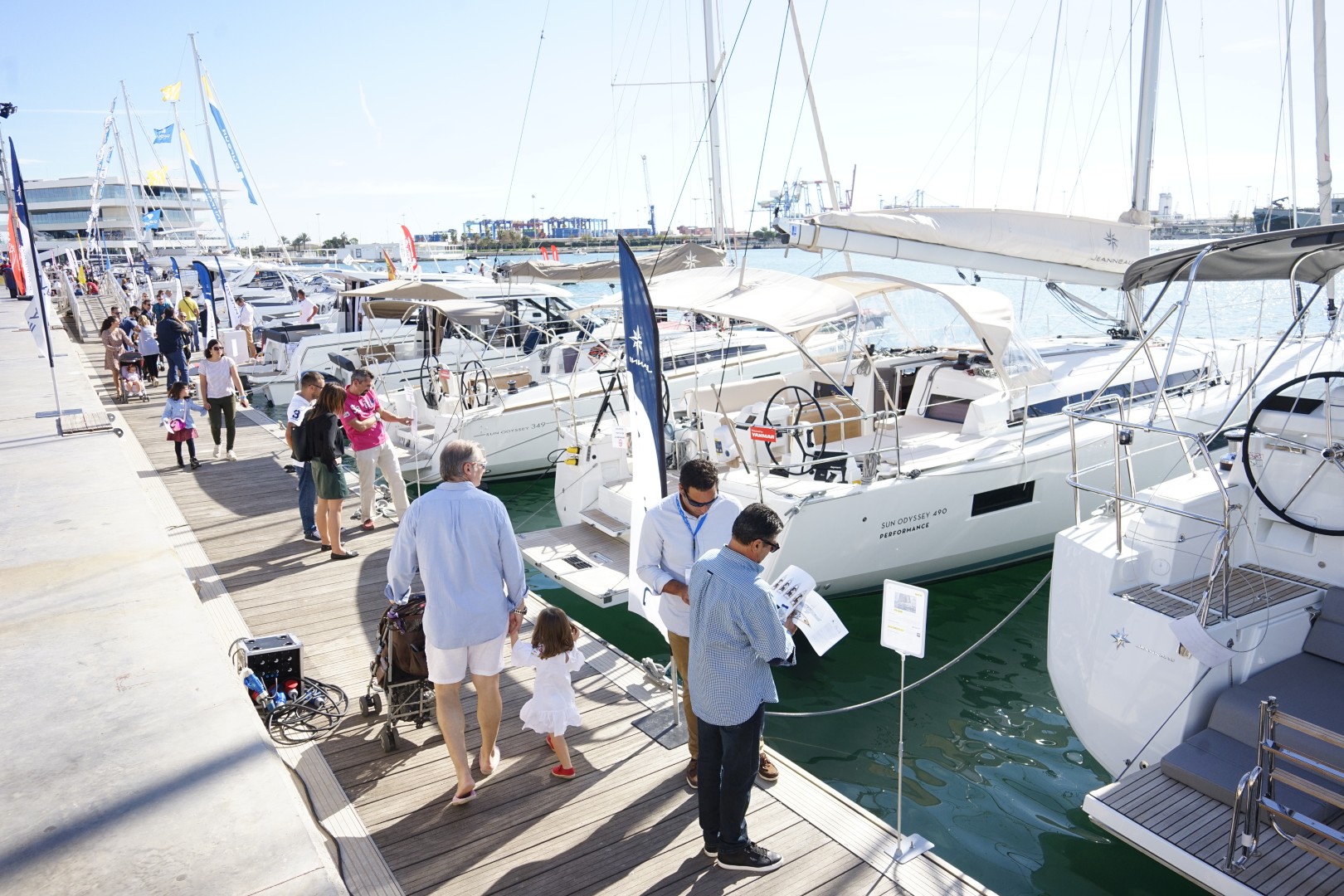 Salon Nautique de Valence 2025 : Découvrez les Meilleures Marques de Bateaux à Voile à Valence